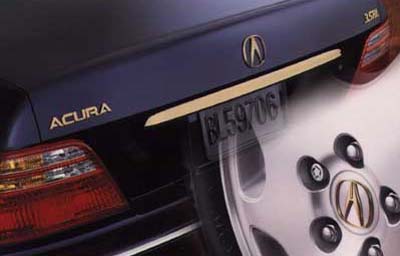 2004 Acura RL Gold Badging